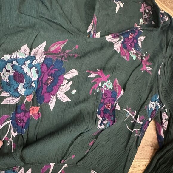 PATRONS OF PEACE Dark Green Blouse, Floral, Cropped, Tie-Back, Bell Sleeves, S - Picture 8 of 12